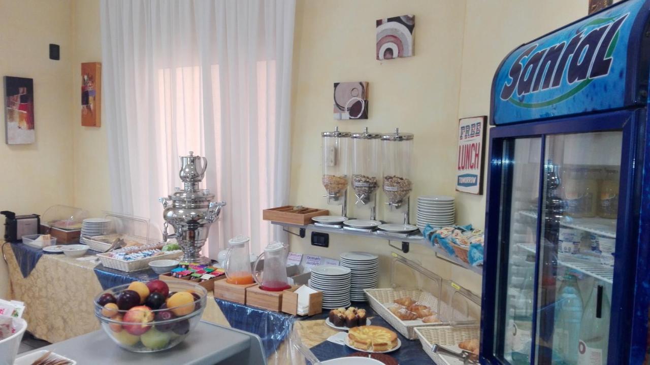 Hotel Motel Fiore Fiorenzuola dʼArda Екстериор снимка